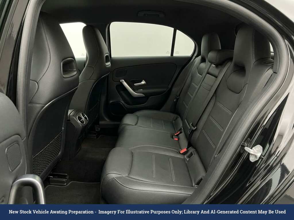 Mercedes-Benz CLA Class 1.3 Cla200 Amg Line Premium Plus 2 Shooting Brak Black #3