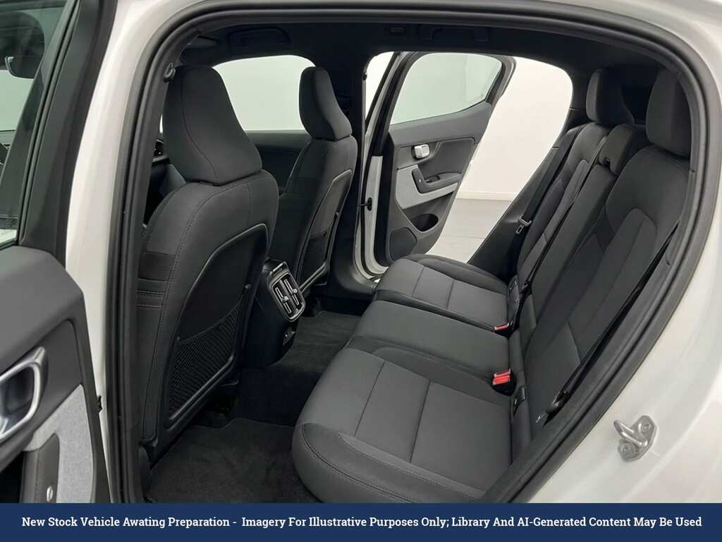 Polestar 2 Single Motor 64Kwh Standard Range Fastback Ele White #3