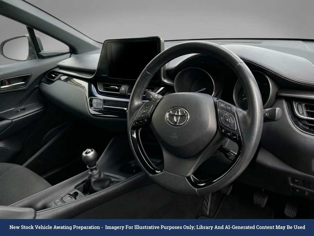 Toyota C-Hr 1.2 Vvt-i Icon Suv Euro 6 Ss White #4