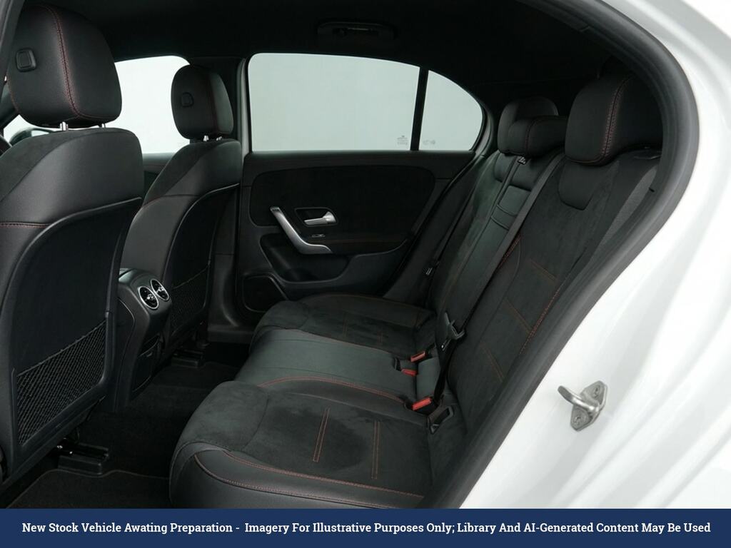 Mercedes-Benz EQA Eqa 350 66.5Kwh Amg Line Suv 4Ma White #4