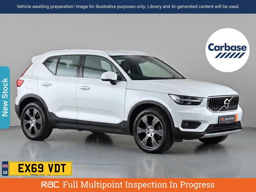 Volvo XC40 T4 Awd Momentum Black #1