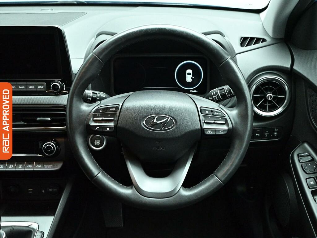 Hyundai Kona Premium Red #8