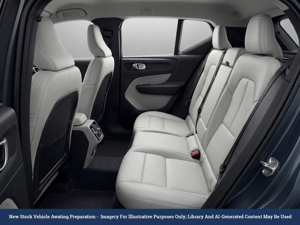 Volvo XC40 2.0 B4 Mhev Plus Dct Awd Euro 6 Ss Blue #4