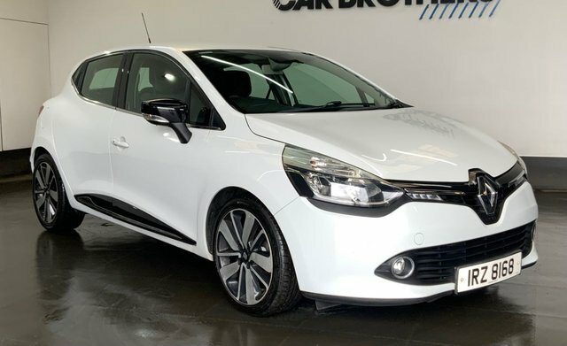 Renault Clio 0.9 Tce Dynamique S Medianav Hatchback White #2