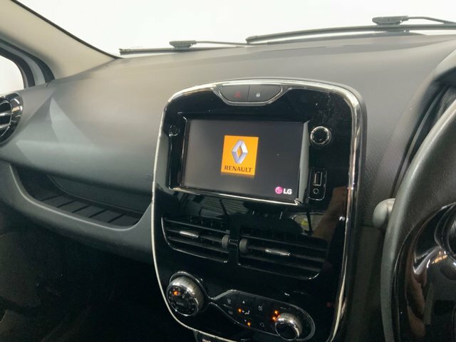 Renault Clio Dynamique Medianav Black #21