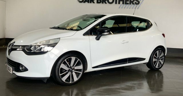 Renault Clio Dynamique Medianav Black #7