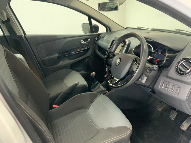 Renault Clio Dynamique Medianav Black #18