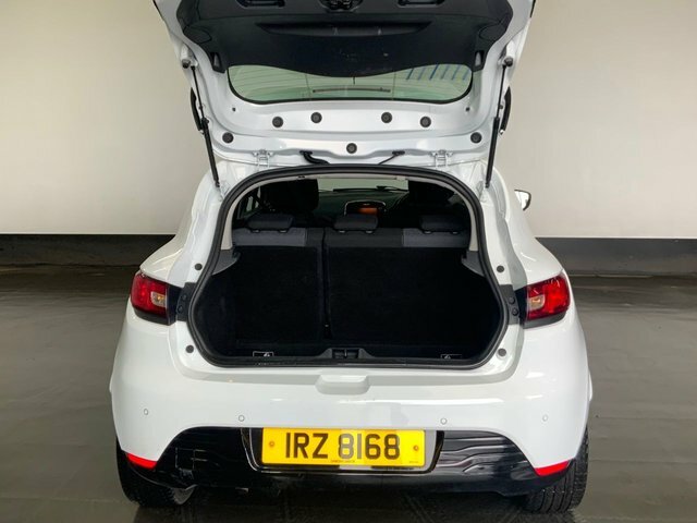 Renault Clio Dynamique Medianav Black #10