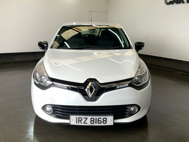 Renault Clio 0.9 Tce Dynamique S Medianav Hatchback White #3