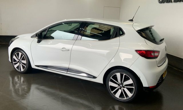 Renault Clio 0.9 Tce Dynamique S Medianav Hatchback White #5