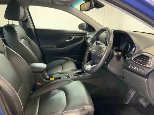 Hyundai I30 Hatchback Black #22
