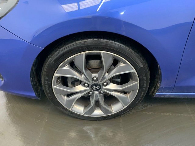 Hyundai I30 Hatchback Black #19