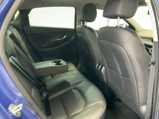 Hyundai I30 Hatchback Black #17
