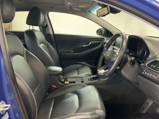 Hyundai I30 Hatchback Black #21