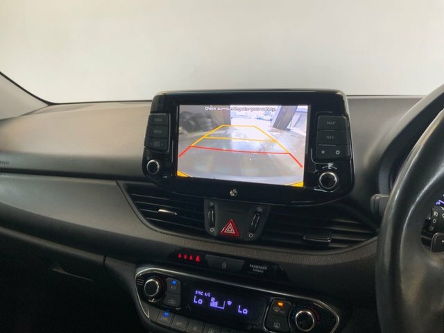 Hyundai I30 Hatchback Black #26