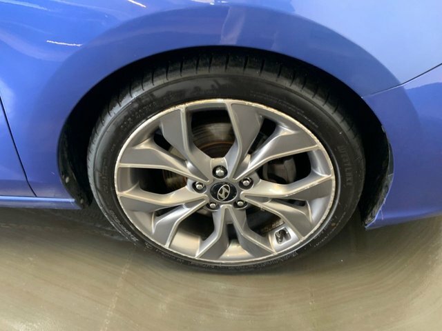Hyundai I30 Hatchback Black #10