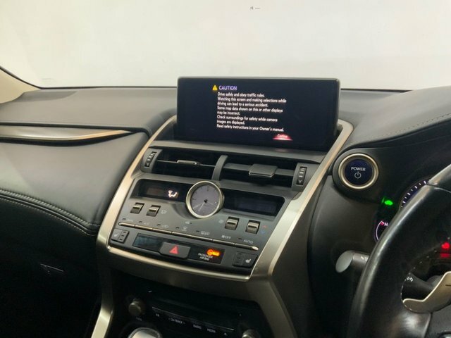 Lexus NX 300H 2.5 Se Cvt Premium Nav Silver #29