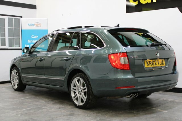 Skoda Superb 2013 2.0 Tdi Elegance Dsg 4Wd Euro 5 Green #3