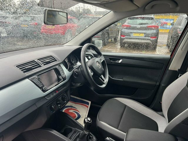 Skoda Fabia Hatchback White #7
