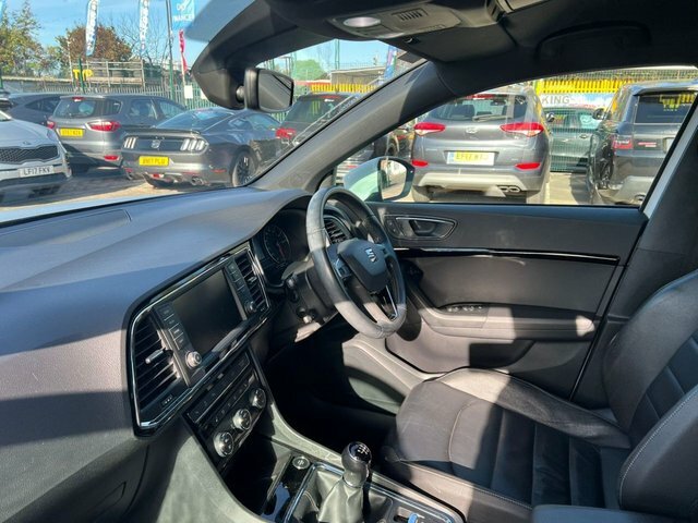 Seat Ateca Ecotsi Xcellence Suv White #5