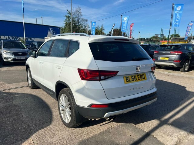 Seat Ateca Ecotsi Xcellence Suv White #3