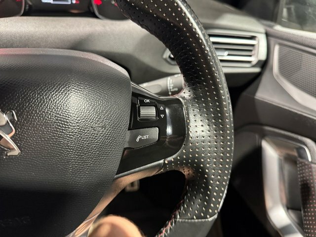Peugeot 308 Hatchback 1.5 Black #29