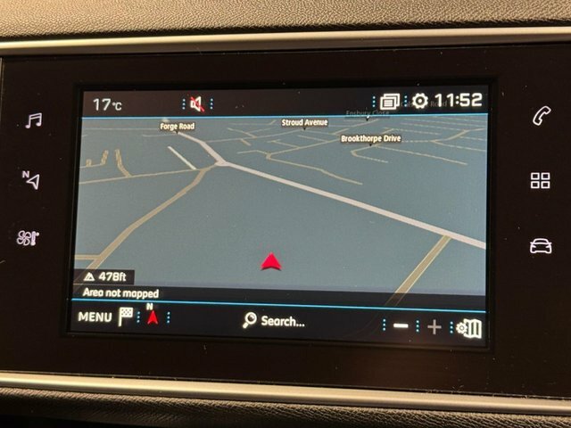 Peugeot 308 Hatchback 1.5 Black #16