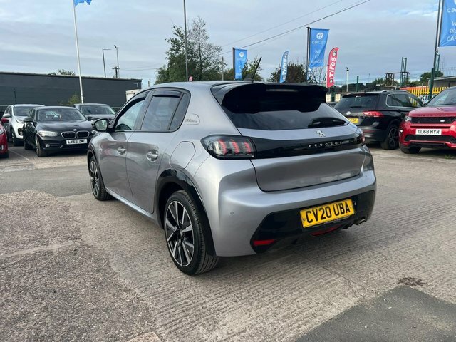 Peugeot 208 Gt Line Black #3