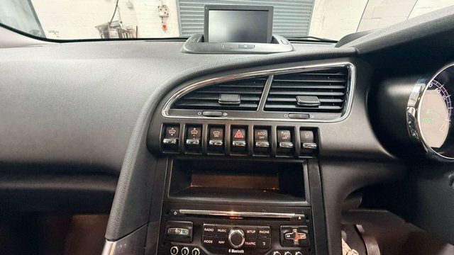 Peugeot 3008 Active White #15