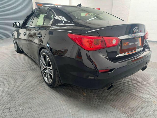 Infiniti Q50 2.2D Sport Saloon Euro 5 Ss 17 Black #4