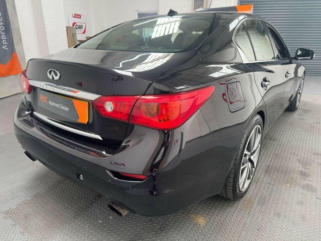 Infiniti Q50 2.2D Sport Saloon Euro 5 Ss 17 Black #6