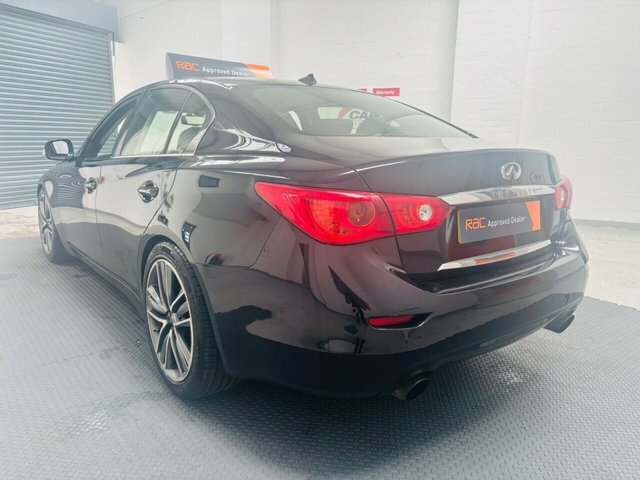 Infiniti Q50 2.2D Sport Saloon Euro 5 Ss 17 Black #4