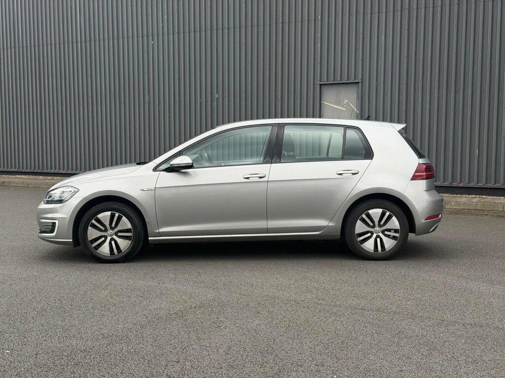 Volkswagen e-Golf 35.8Kwh E-golf Silver #4