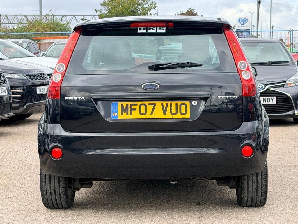 Ford Fiesta 1.4 Silver Silver #7
