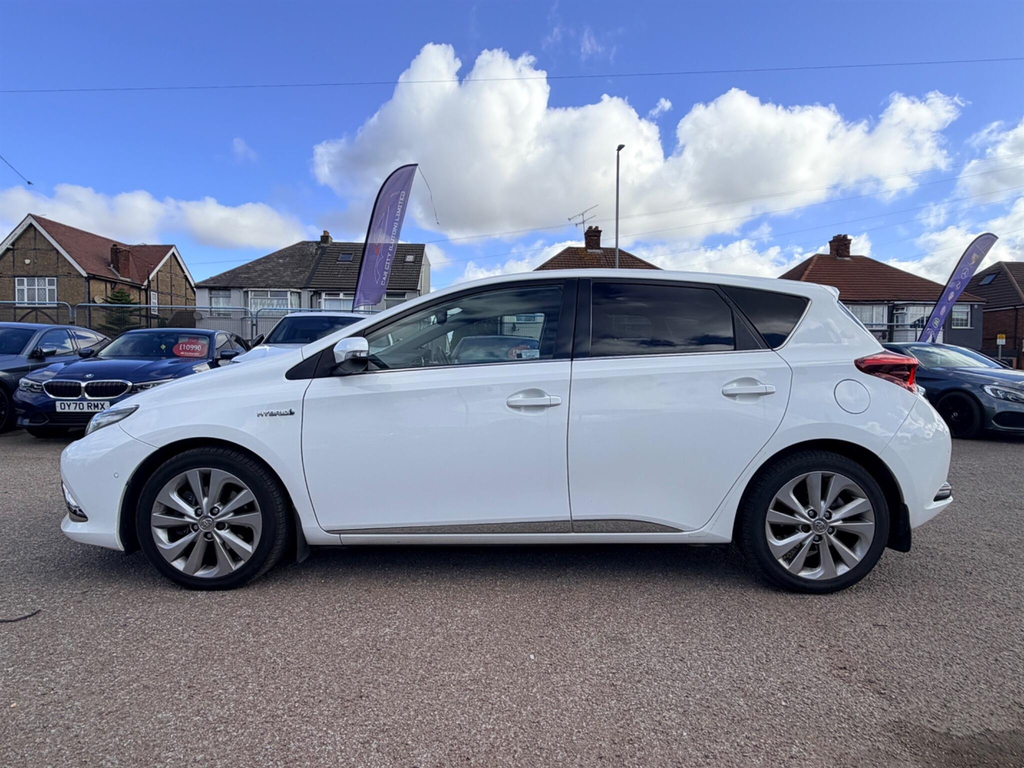 Toyota Auris Design Blue #7