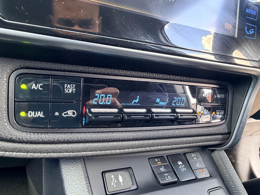 Toyota Auris Design Blue #32