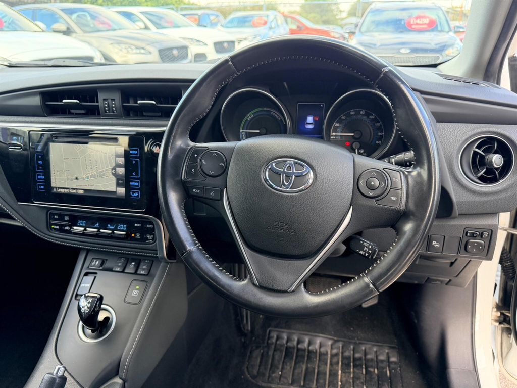 Toyota Auris Design Blue #9