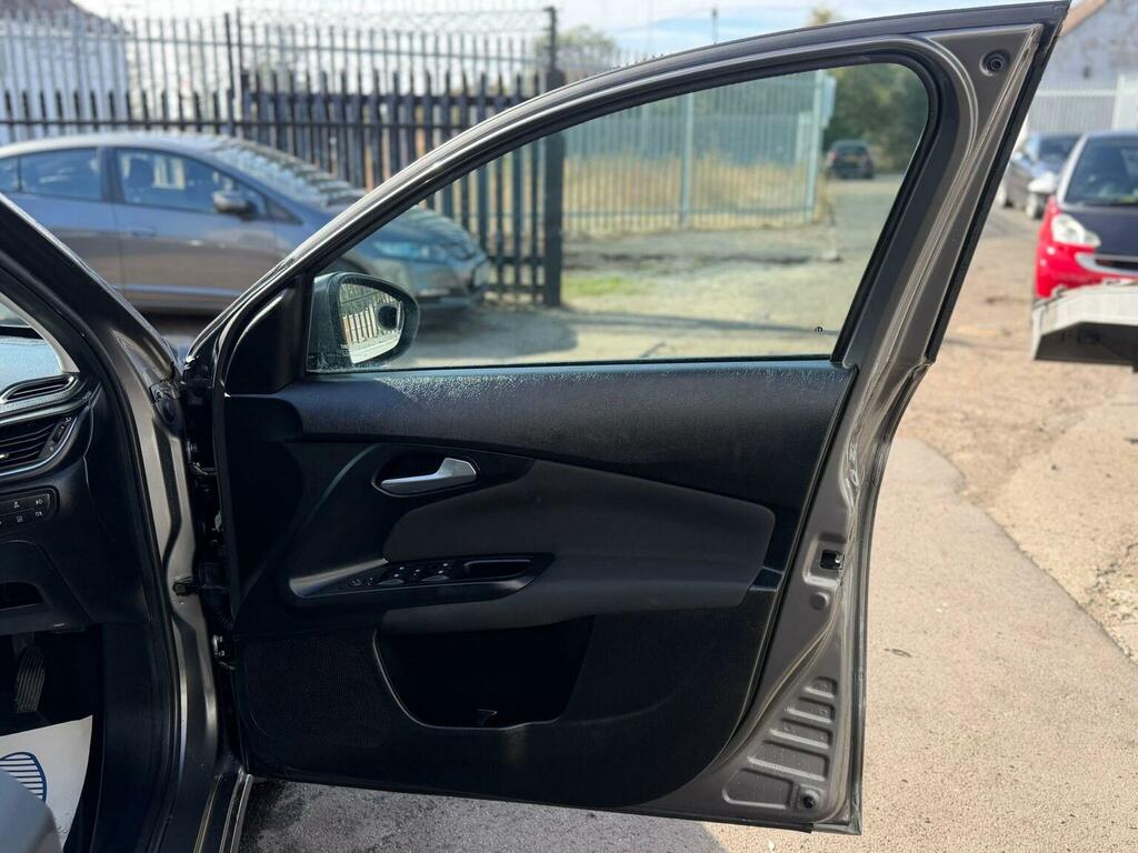 Fiat Tipo Hatchback Grey #32