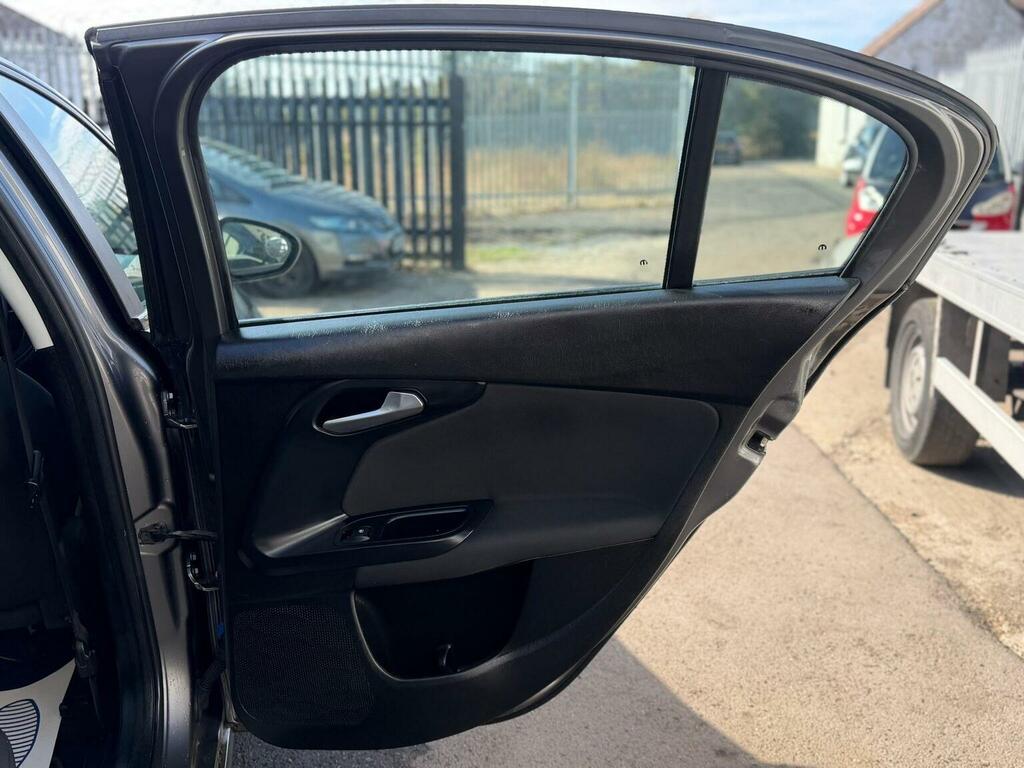 Fiat Tipo Hatchback Grey #33