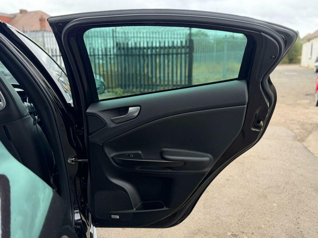 Alfa Romeo Giulietta Hatchback Blue #38