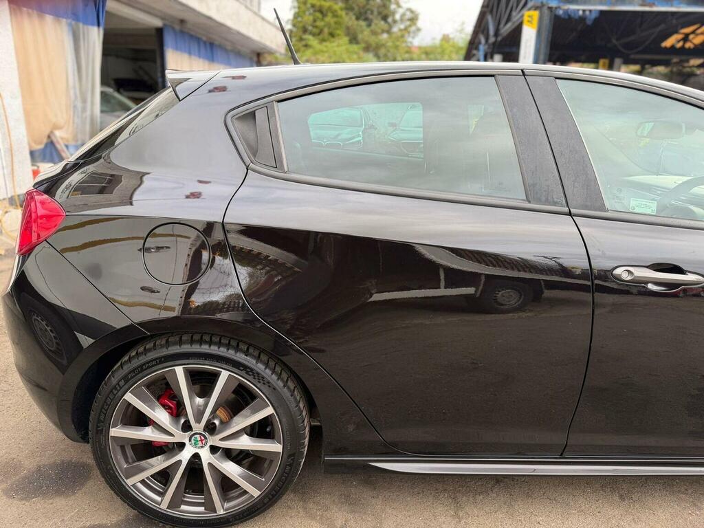 Alfa Romeo Giulietta Hatchback Blue #7