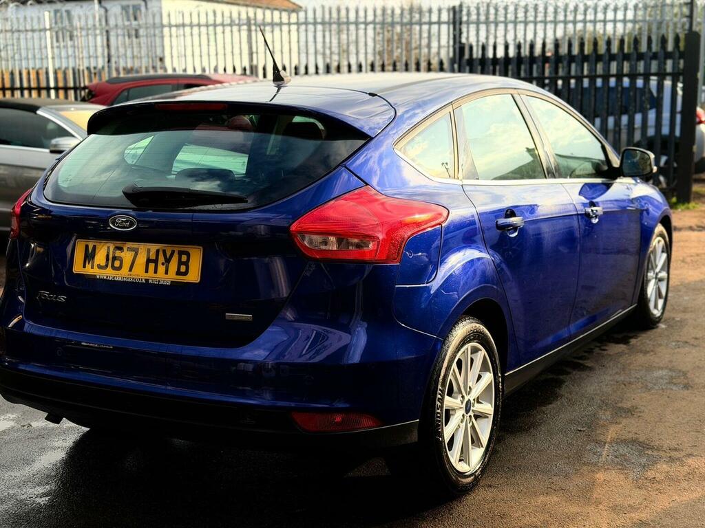 Ford Focus 1.0T Ecoboost St-line Hatchback White #11