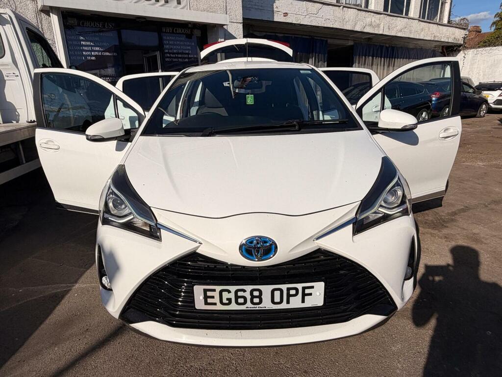 Toyota C-Hr 1.8 Vvt-h Excel Cvt Euro 6 Ss Grey #2