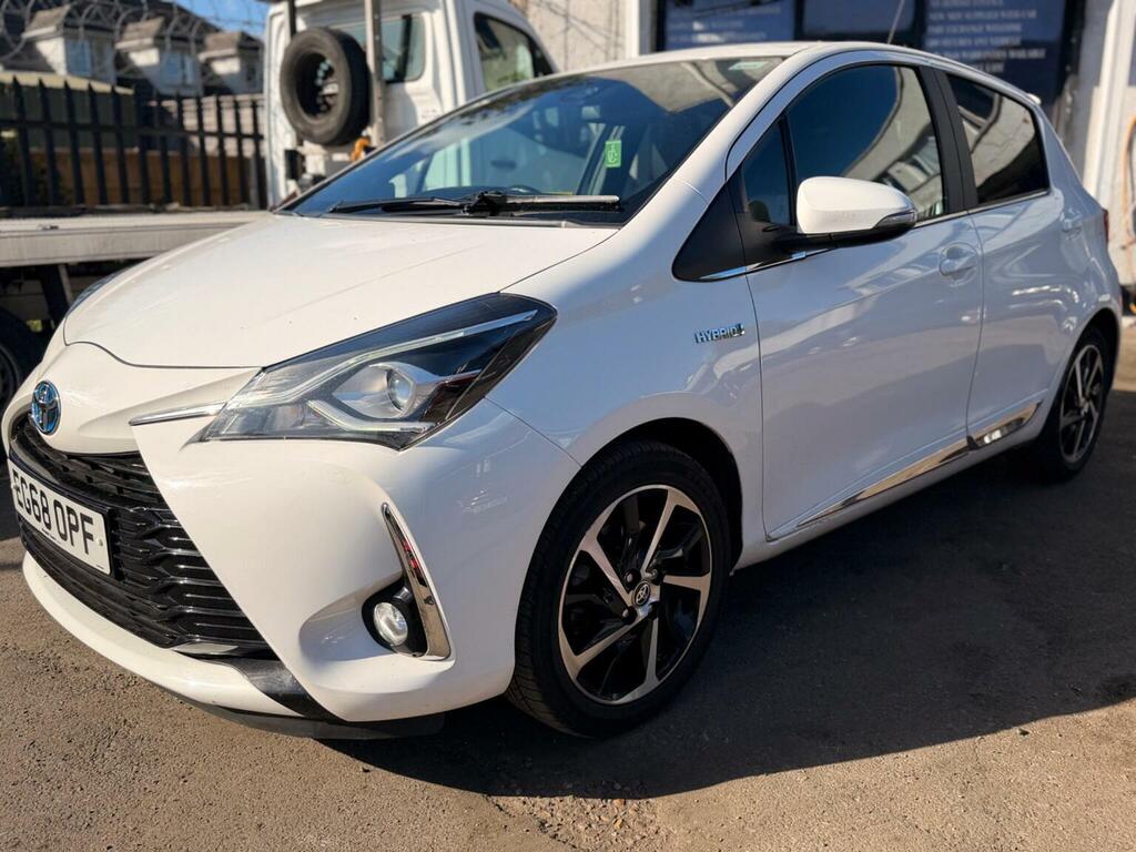 Toyota C-Hr 1.8 Vvt-h Excel Cvt Euro 6 Ss Grey #3