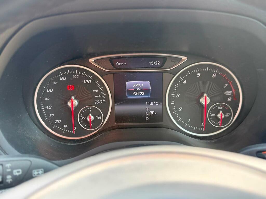 Mercedes-Benz B Class B250e Art Premium Blue #38