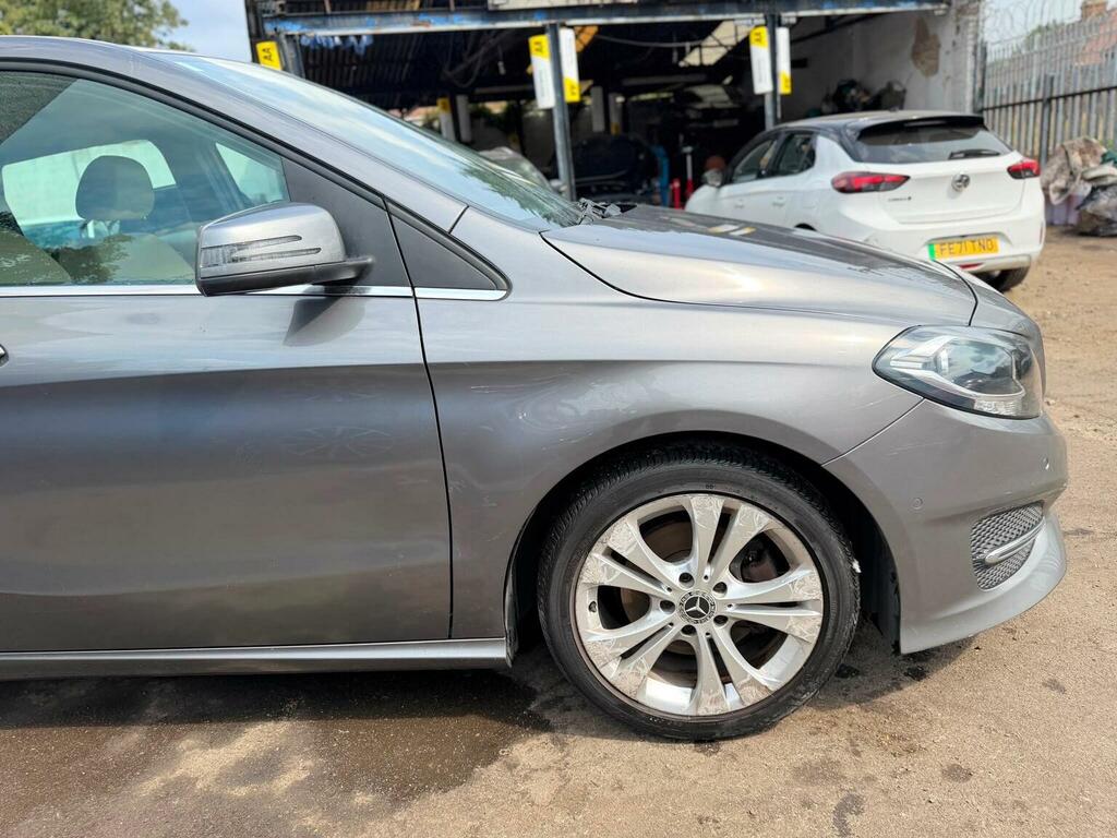 Mercedes-Benz B Class B250e Art Premium Blue #46