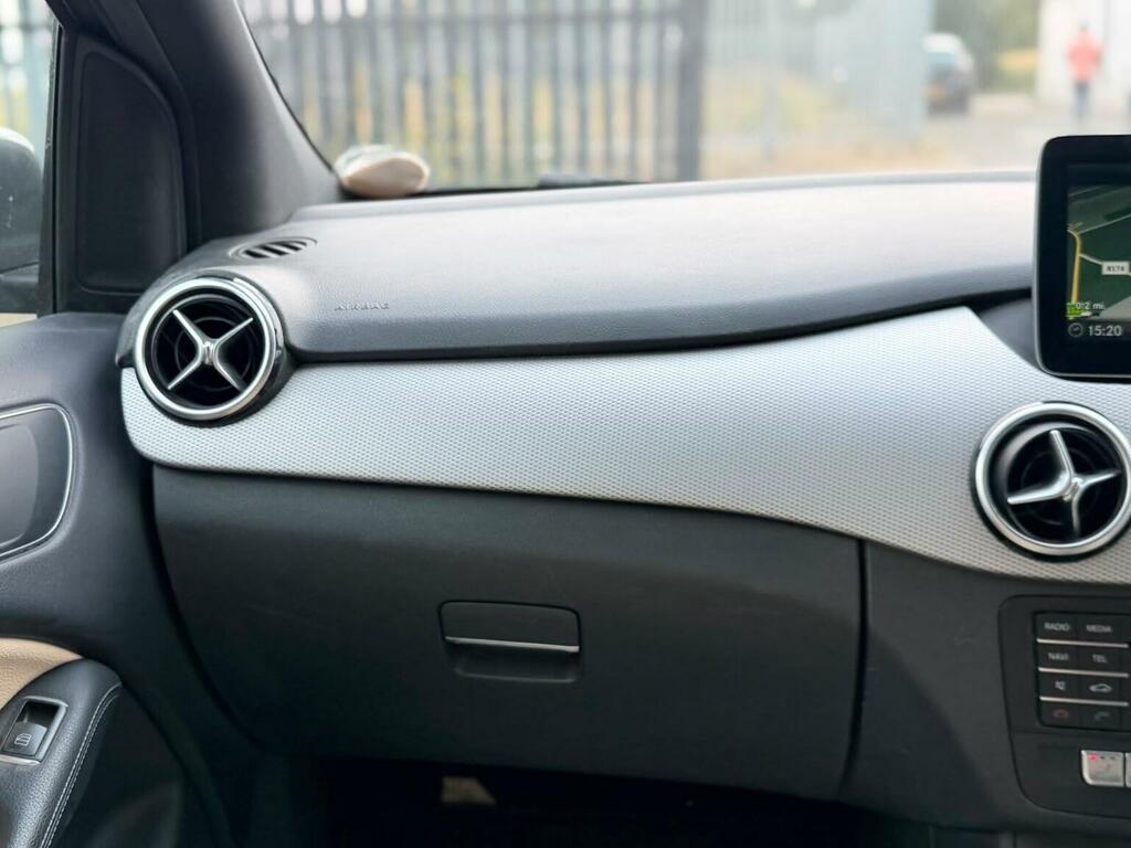 Mercedes-Benz B Class B250e Art Premium Blue #48