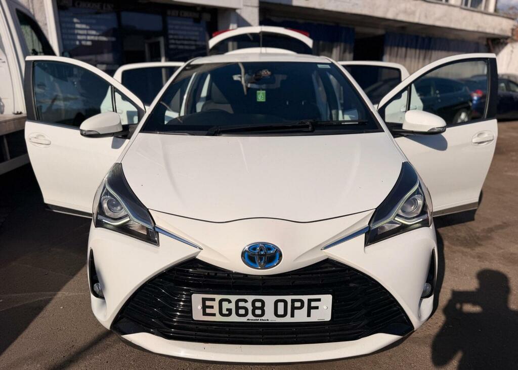 Toyota Yaris 1.5 Vvt-h Excel E-cvt Euro 6 Ss White #5