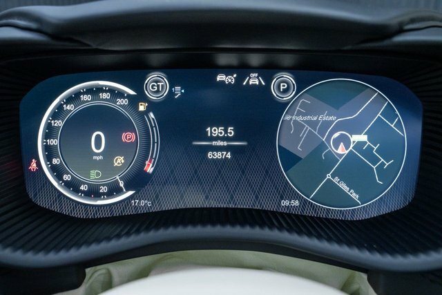 Aston Martin DBX V8 550 #24