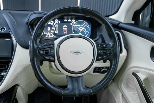 Aston Martin DBX V8 550 #21